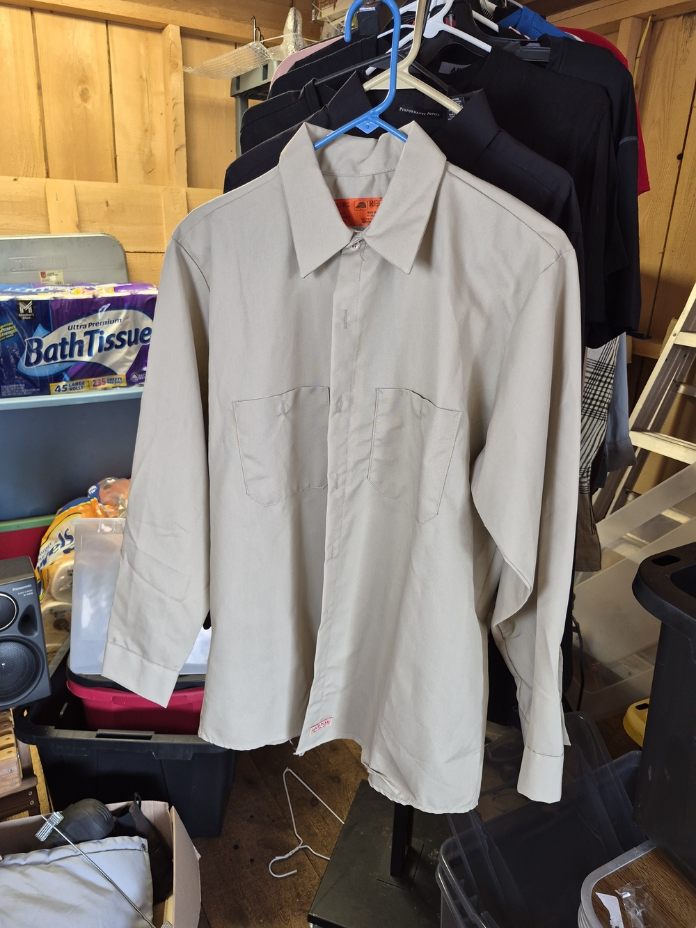 Men's Beige Long-Sleeve Work Dress Shirt Bin 52